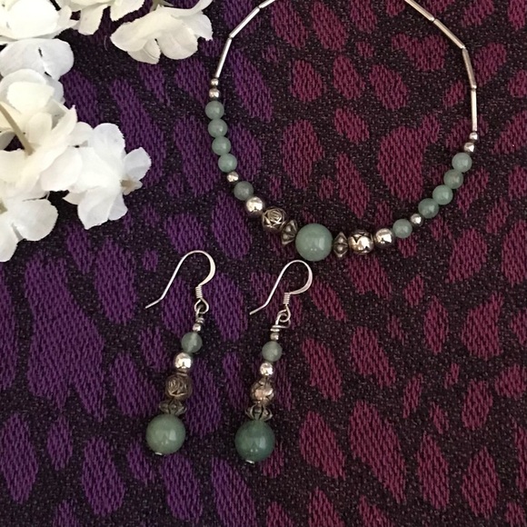 Jade / Silver Bracelet & Earrings Set​​ - Picture 2 of 9